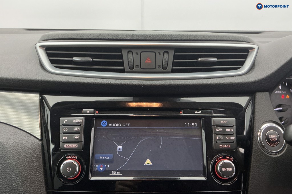 Nissan Qashqai N-Connecta Manual Petrol SUV - Stock Number (1623865) - 2nd supplementary image