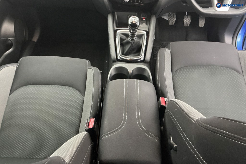 Nissan Qashqai N-Connecta Manual Petrol SUV - Stock Number (1623865) - 10th supplementary image