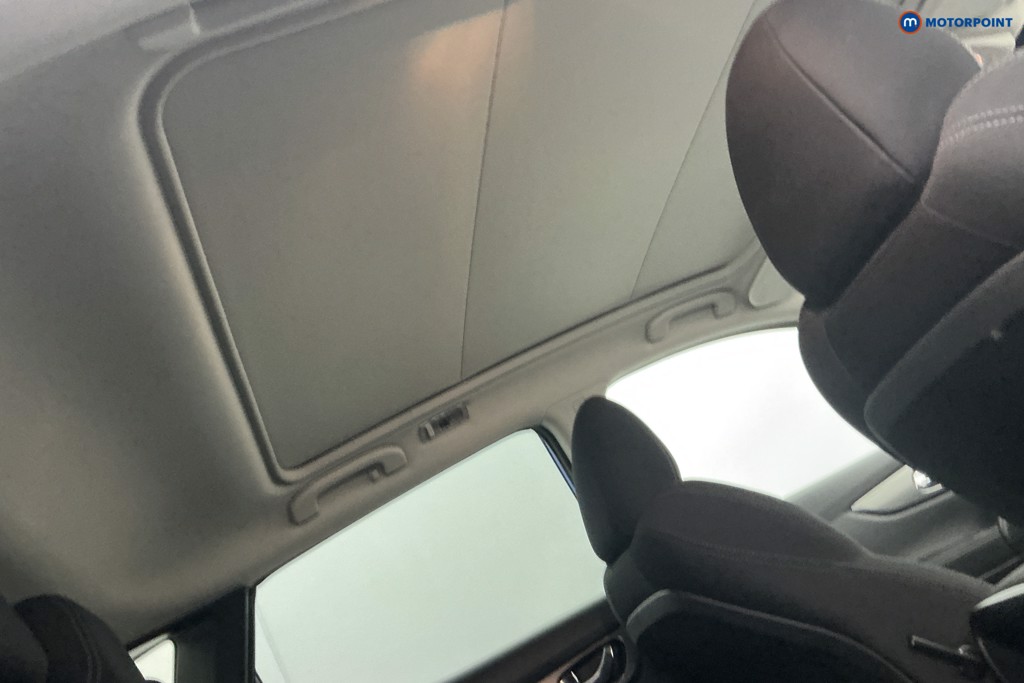 Nissan Qashqai N-Connecta Manual Petrol SUV - Stock Number (1623865) - 22nd supplementary image