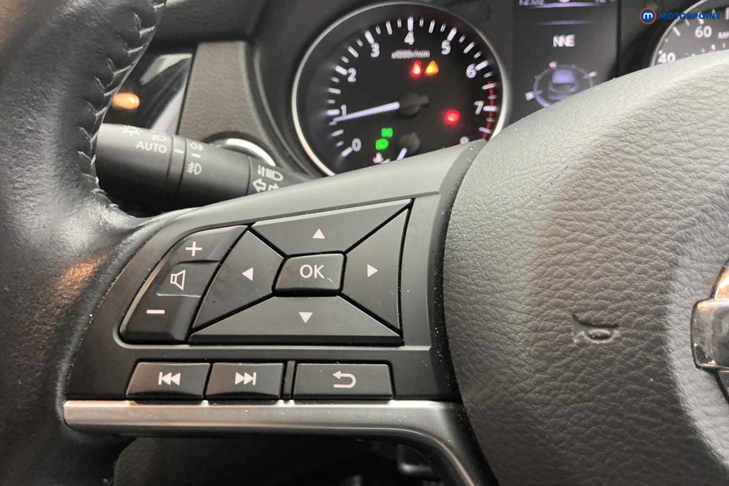 Nissan Qashqai N-Connecta Manual Petrol SUV - Stock Number (1623865) - 25th supplementary image