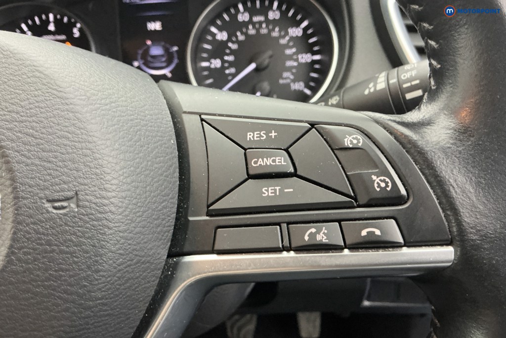 Nissan Qashqai N-Connecta Manual Petrol SUV - Stock Number (1623865) - 26th supplementary image