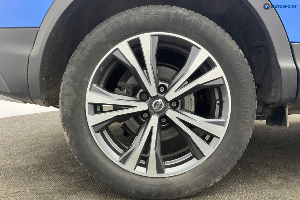 Nissan Qashqai N-Connecta Manual Petrol SUV - Stock Number (1623865) - 41st supplementary image
