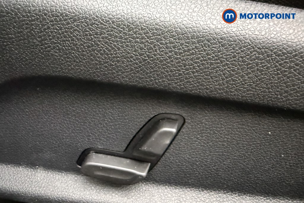 Mercedes-Benz C Class Amg Line Automatic Petrol Coupe - Stock Number (1623895) - 18th supplementary image