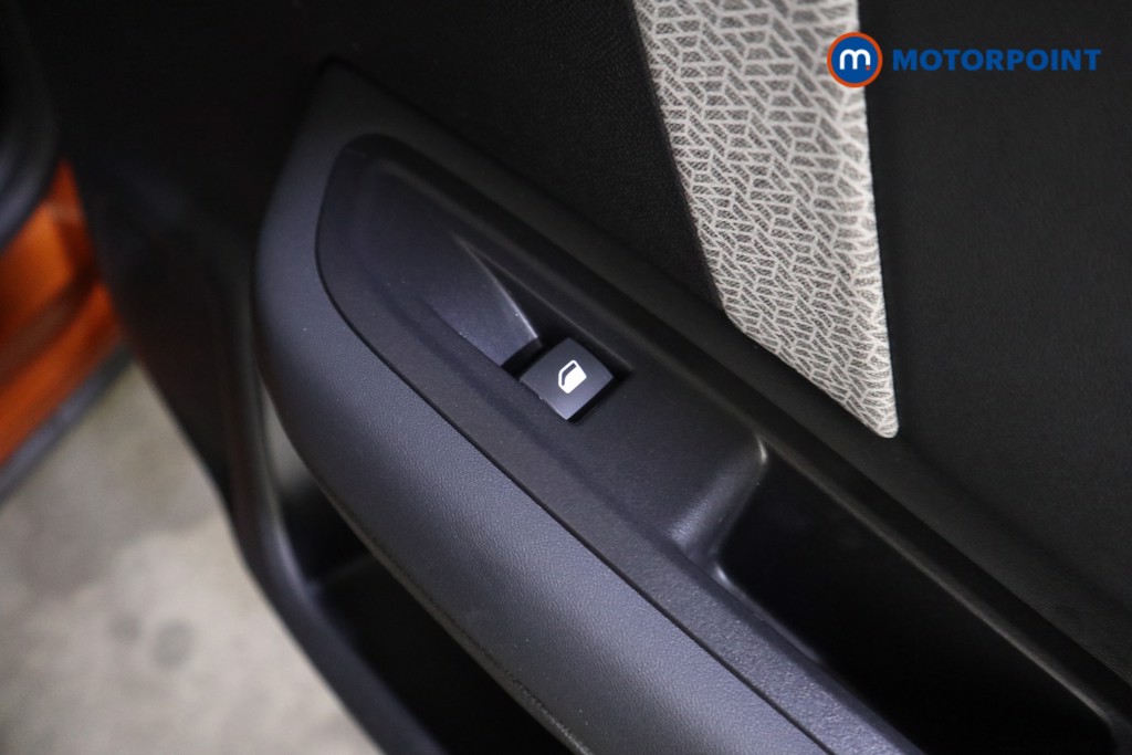 Citroen C4 Shine Manual Petrol Hatchback - Stock Number (1623960) - 19th supplementary image