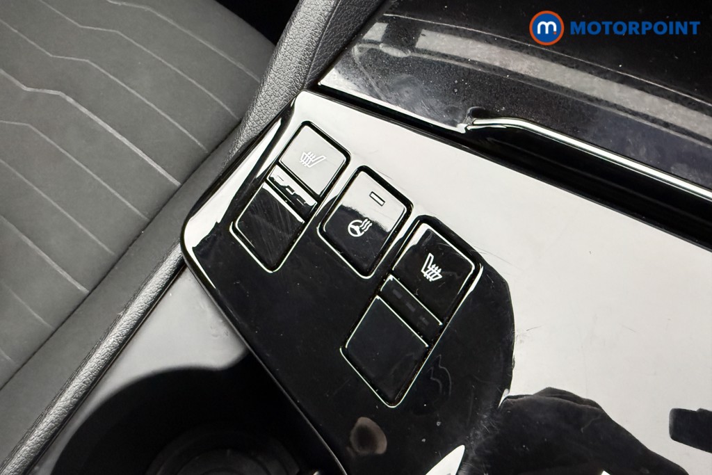 KIA Sportage 3 Automatic Petrol-Electric Hybrid SUV - Stock Number (1624139) - 6th supplementary image