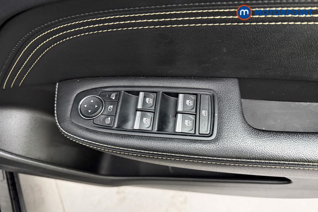 Renault Arkana Engineered Automatic Petrol-Electric Hybrid SUV - Stock Number (1624202) - 11th supplementary image