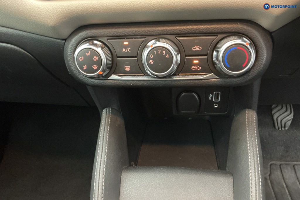 Nissan Micra Acenta Manual Petrol Hatchback - Stock Number (1624475) - 17th supplementary image