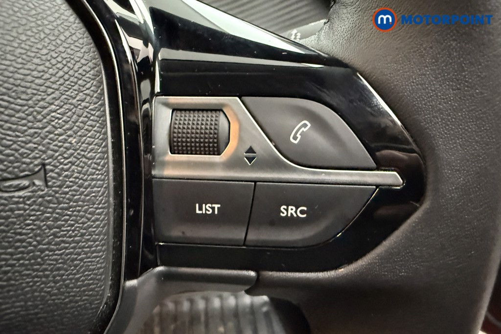 Peugeot 208 Allure Manual Petrol Hatchback - Stock Number (1624758) - 4th supplementary image