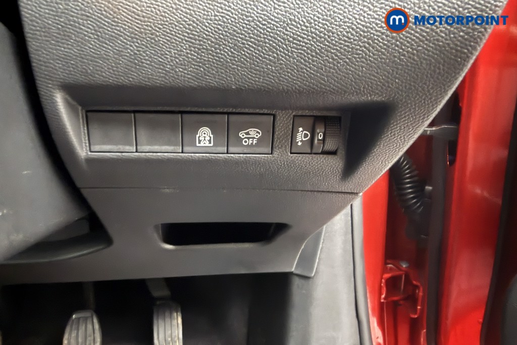 Peugeot 208 Allure Manual Petrol Hatchback - Stock Number (1624758) - 5th supplementary image
