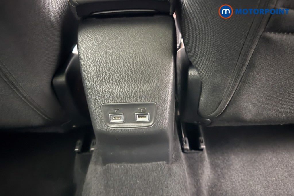 Peugeot 208 Allure Manual Petrol Hatchback - Stock Number (1624775) - 18th supplementary image