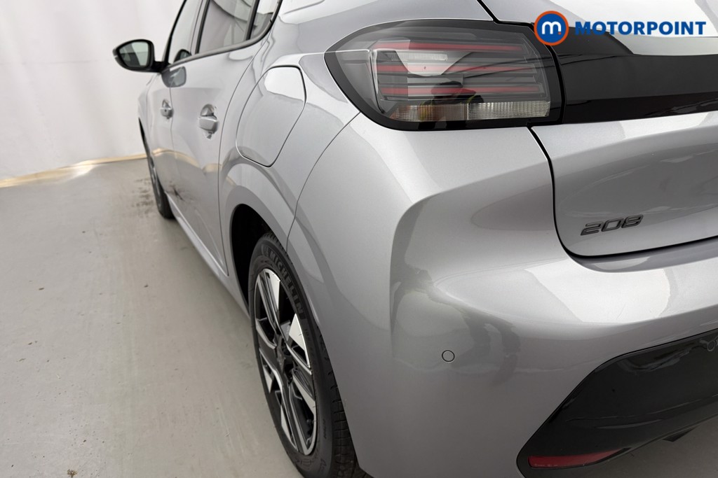 Peugeot 208 Allure Manual Petrol Hatchback - Stock Number (1624775) - 21st supplementary image