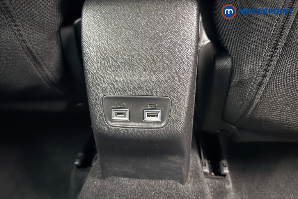 Peugeot 2008 Allure Manual Petrol SUV - Stock Number (1624954) - 18th supplementary image