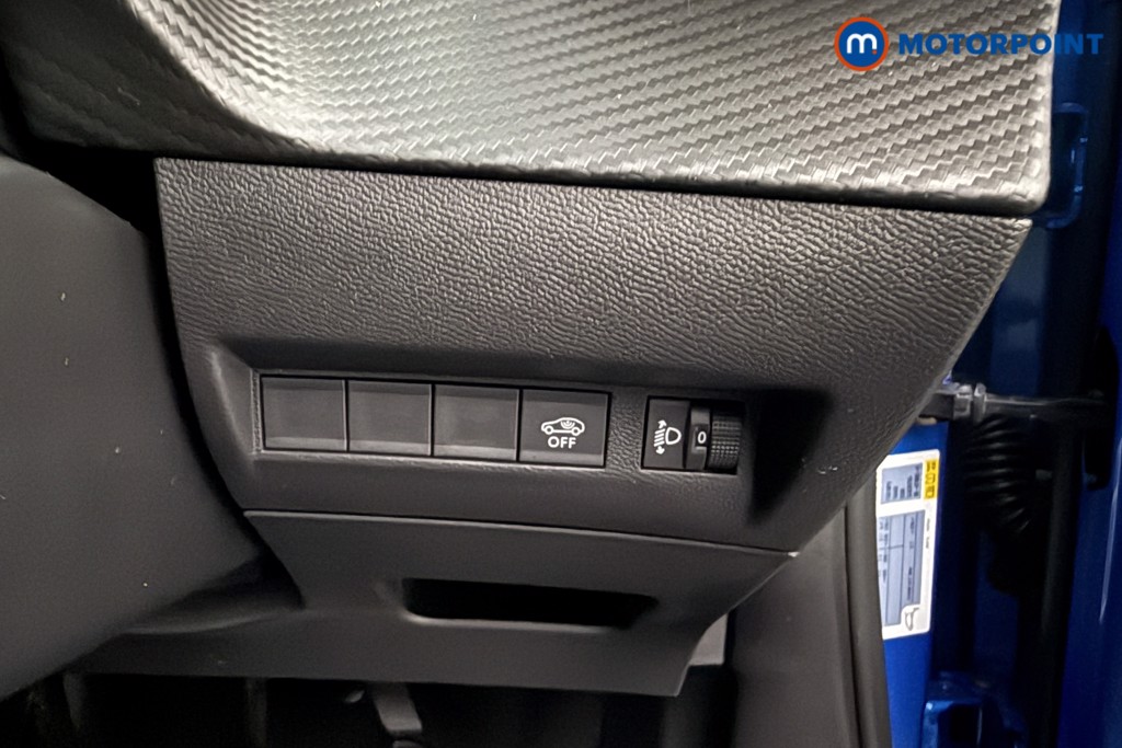 Peugeot 2008 Allure Manual Petrol SUV - Stock Number (1624986) - 6th supplementary image