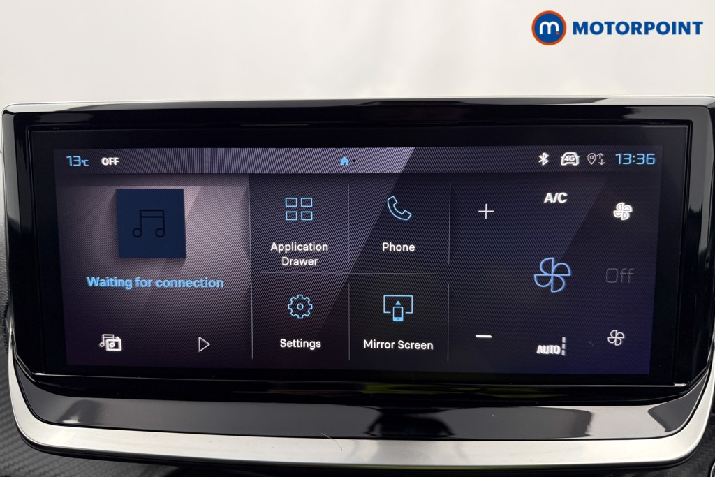 Peugeot 2008 Allure Manual Petrol SUV - Stock Number (1624986) - 15th supplementary image