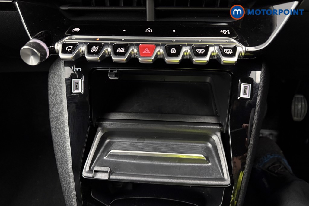 Peugeot 2008 Allure Manual Petrol SUV - Stock Number (1624986) - 18th supplementary image