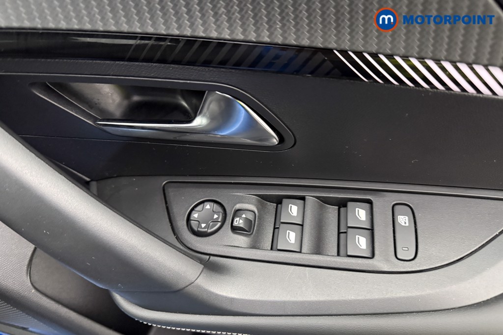 Peugeot 2008 Allure Manual Petrol SUV - Stock Number (1624986) - 22nd supplementary image