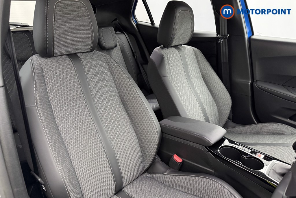 Peugeot 2008 Allure Manual Petrol SUV - Stock Number (1624987) - 18th supplementary image