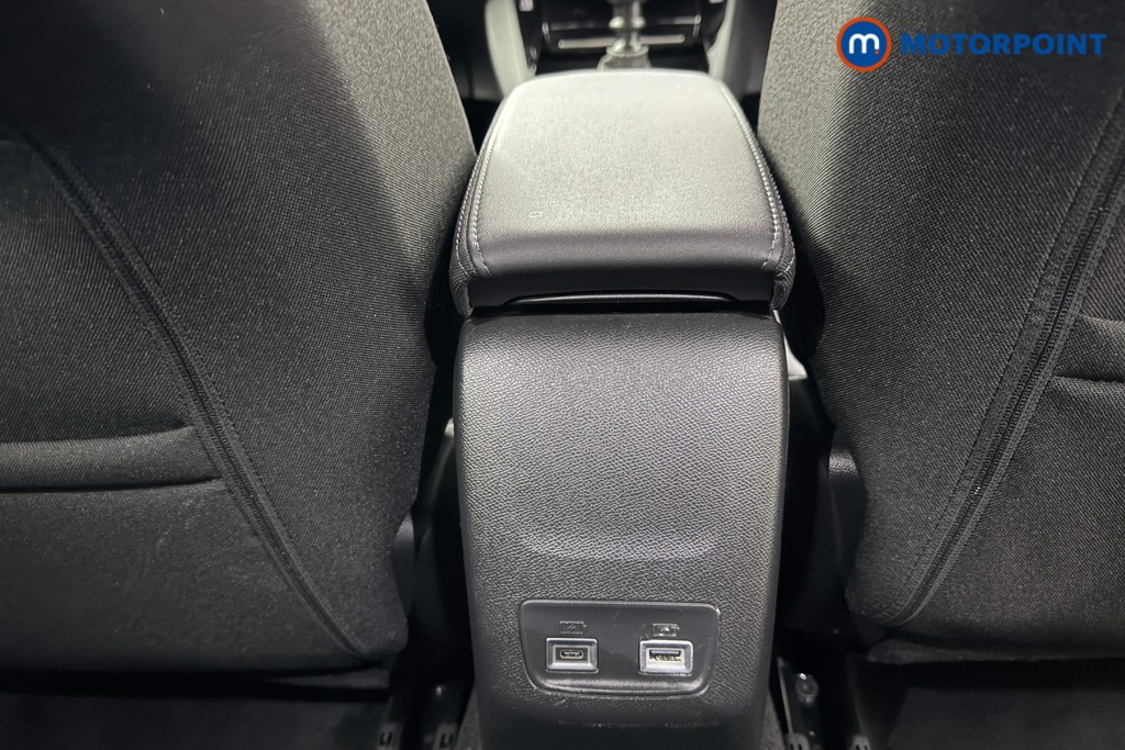 Peugeot 2008 Allure Manual Petrol SUV - Stock Number (1624987) - 23rd supplementary image