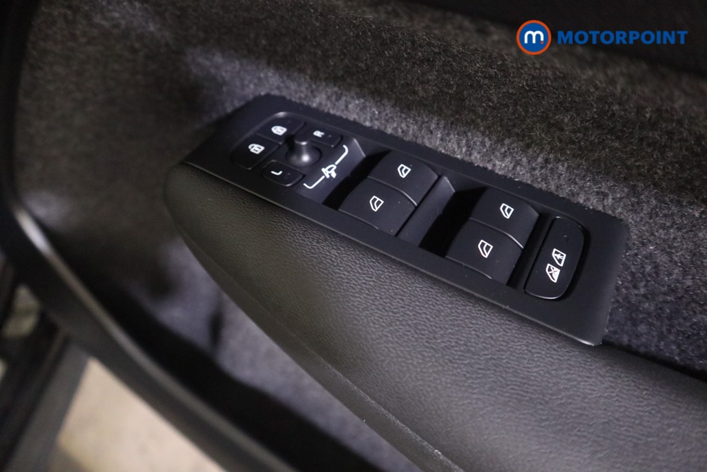 Volvo Xc40 Plus Automatic Petrol SUV - Stock Number (1624999) - 12th supplementary image