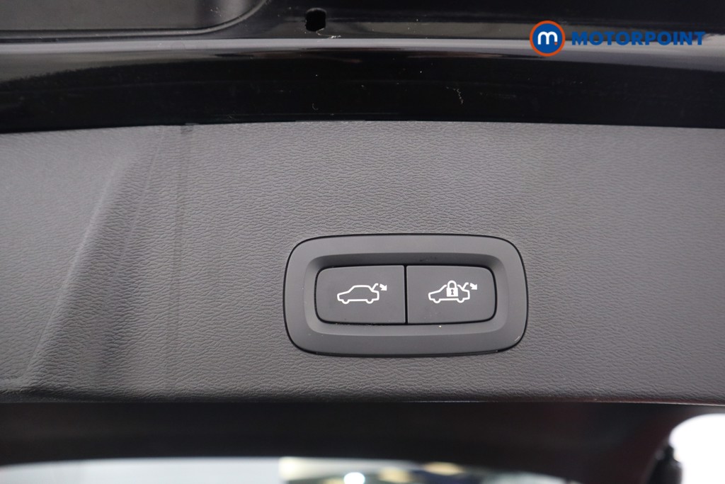 Volvo Xc40 Plus Automatic Petrol SUV - Stock Number (1624999) - 22nd supplementary image
