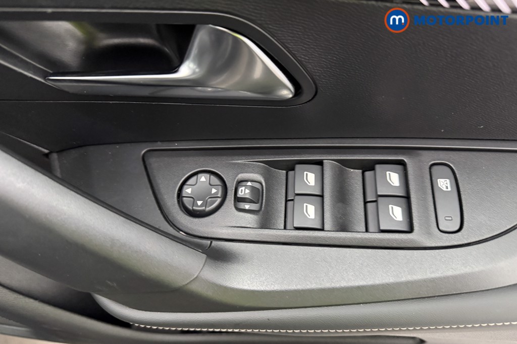 Peugeot 2008 Allure Manual Petrol SUV - Stock Number (1625010) - 18th supplementary image