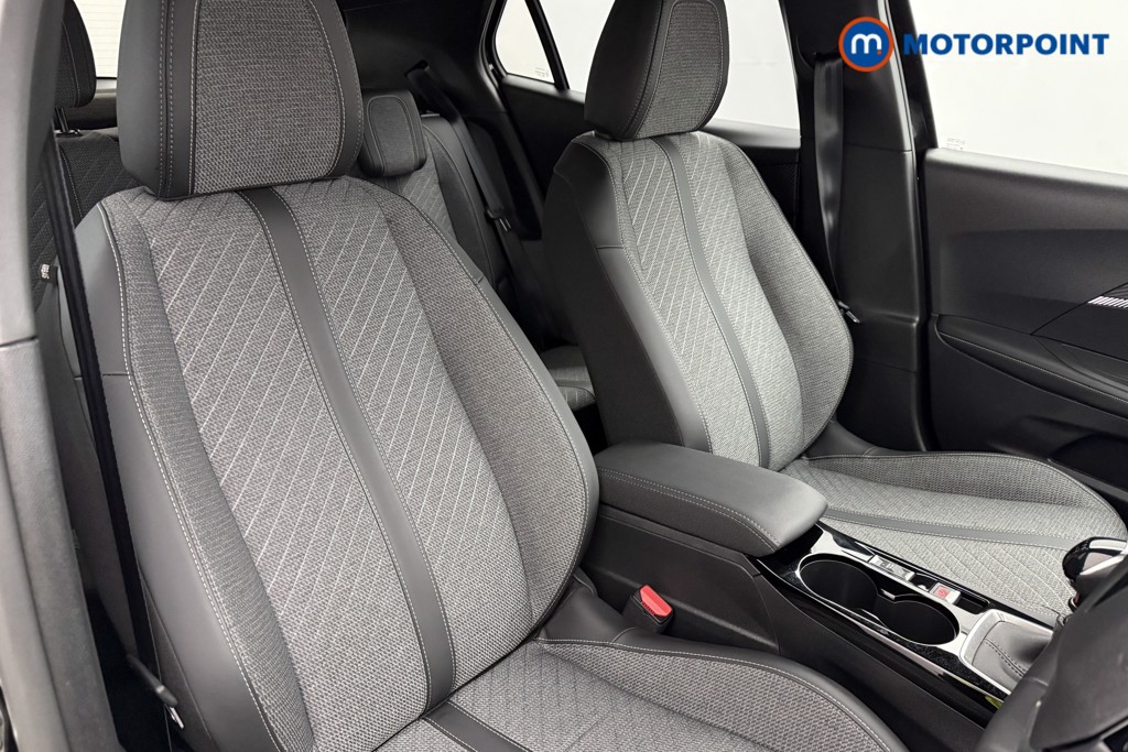 Peugeot 2008 Allure Manual Petrol SUV - Stock Number (1625010) - 19th supplementary image