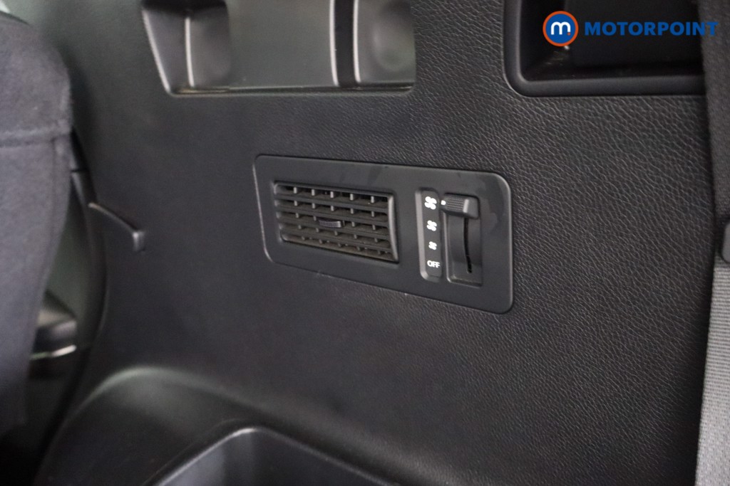 Hyundai Santa Fe Endurance Edition Automatic Diesel SUV - Stock Number (1625241) - 50th supplementary image