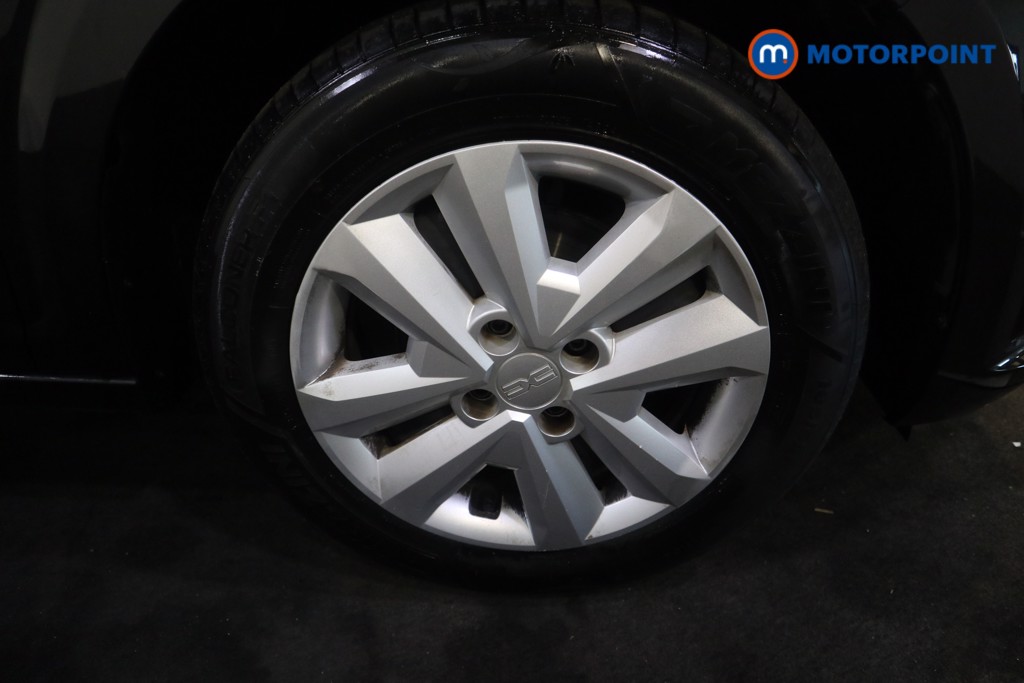 Dacia Sandero Expression Manual Petrol Hatchback - Stock Number (1625413) - 19th supplementary image