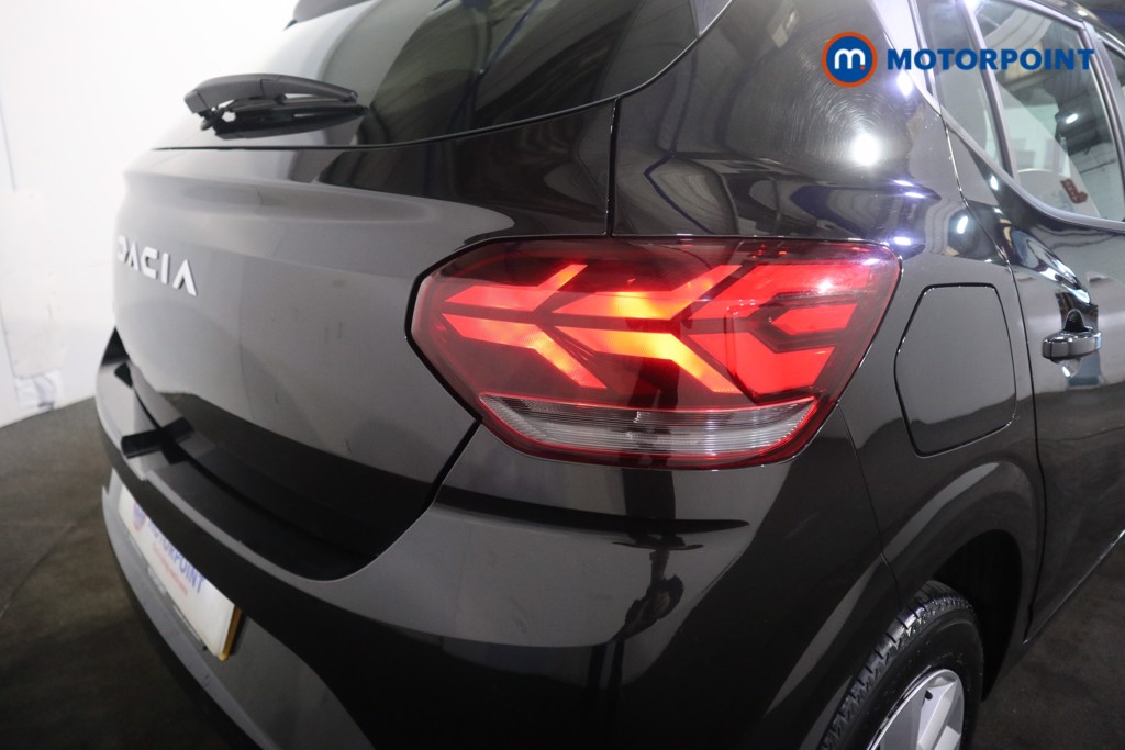 Dacia Sandero Expression Manual Petrol Hatchback - Stock Number (1625413) - 25th supplementary image