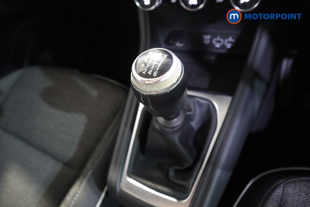 Renault Captur S Edition Manual Petrol SUV - Stock Number (1625517) - 10th supplementary image