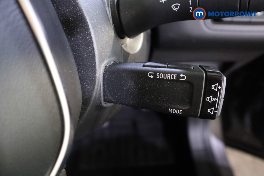 Renault Captur S Edition Manual Petrol SUV - Stock Number (1625517) - 13th supplementary image