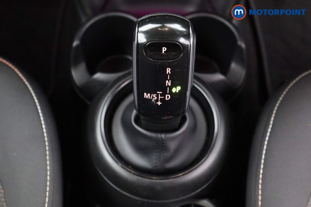 Mini Hatchback Cooper Classic Automatic Petrol Hatchback - Stock Number (1625568) - 4th supplementary image