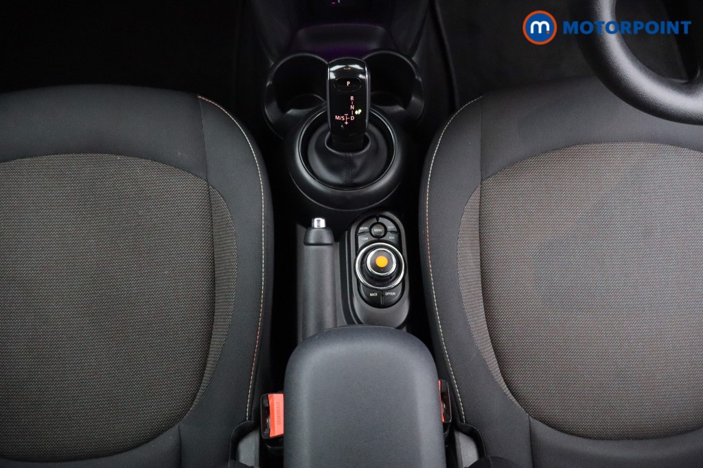 Mini Hatchback Cooper Classic Automatic Petrol Hatchback - Stock Number (1625568) - 6th supplementary image