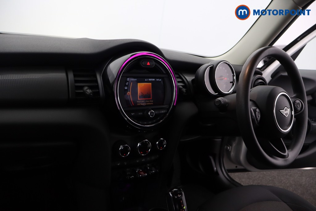 Mini Hatchback Cooper Classic Automatic Petrol Hatchback - Stock Number (1625568) - 11th supplementary image