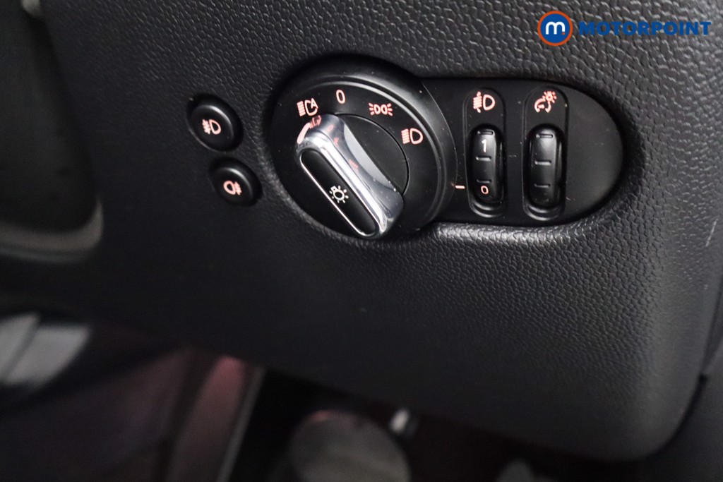 Mini Hatchback Cooper Classic Automatic Petrol Hatchback - Stock Number (1625568) - 20th supplementary image