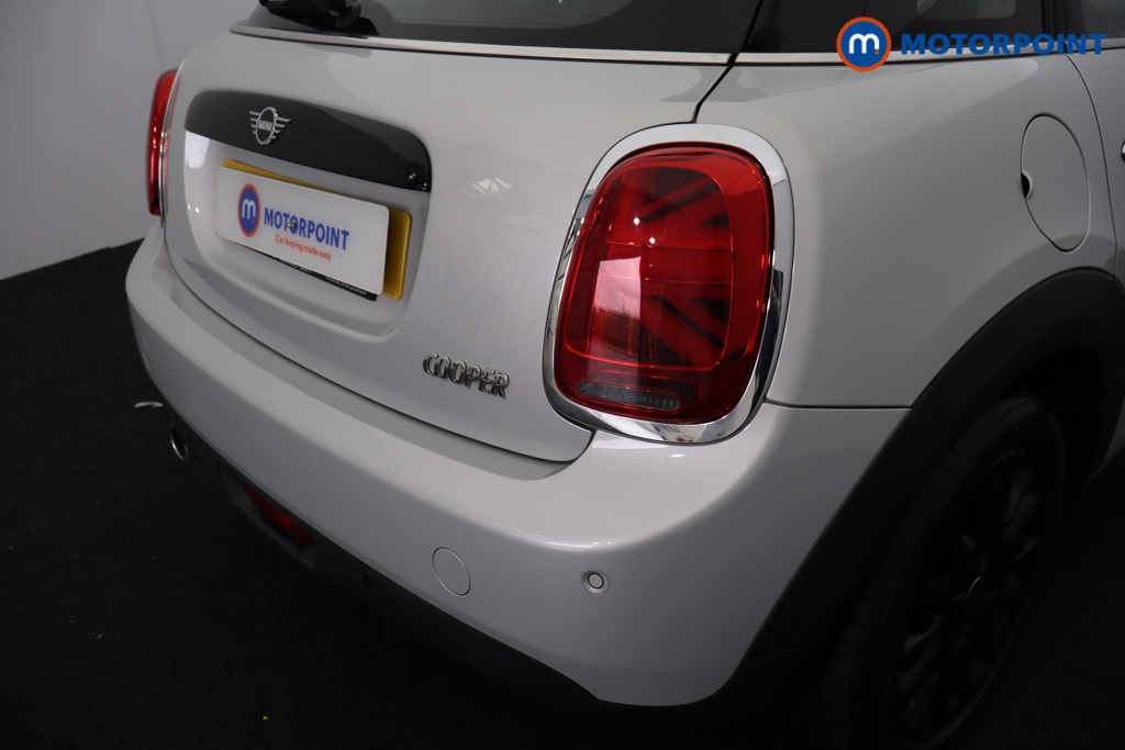 Mini Hatchback Cooper Classic Automatic Petrol Hatchback - Stock Number (1625568) - 37th supplementary image