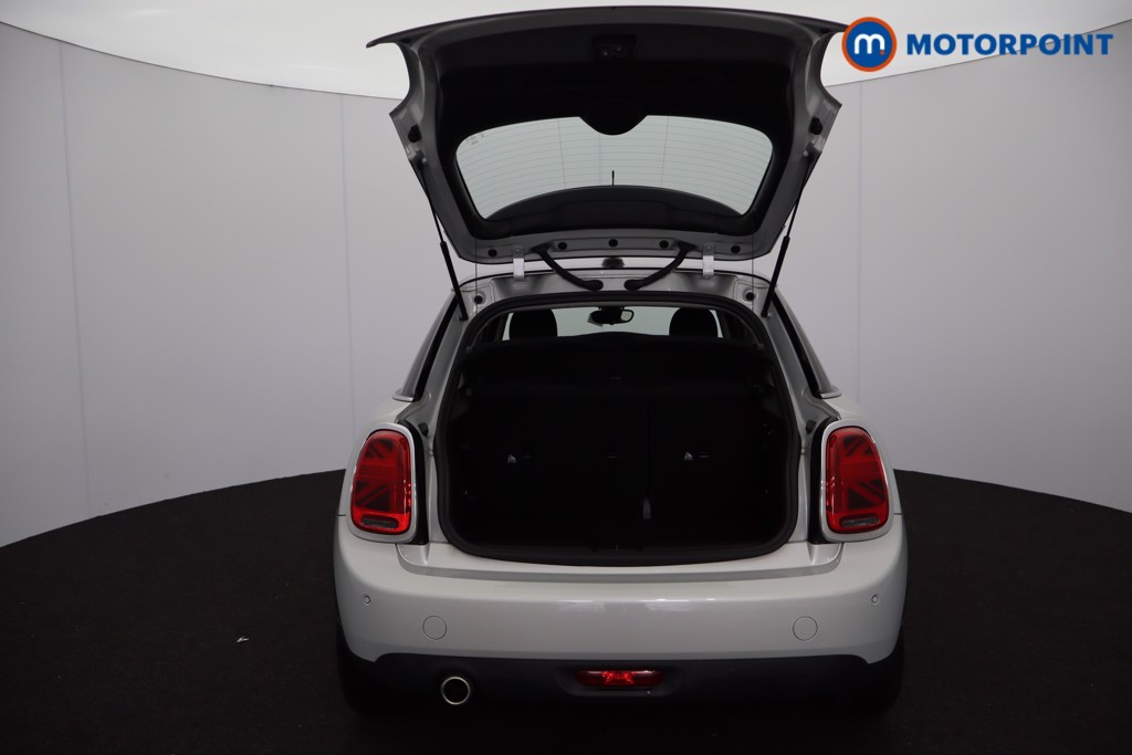 Mini Hatchback Cooper Classic Automatic Petrol Hatchback - Stock Number (1625568) - 41st supplementary image