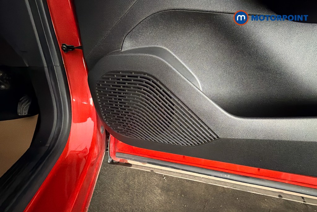 Renault Captur Iconic Edition Manual Petrol SUV - Stock Number (1626045) - 21st supplementary image