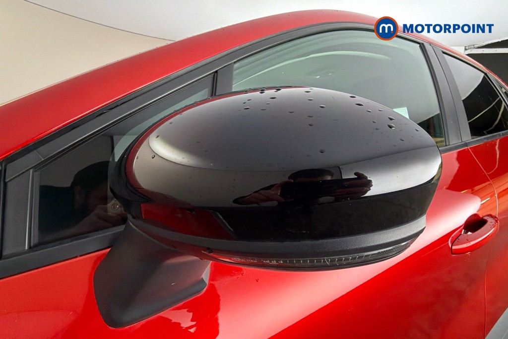 Renault Captur Iconic Edition Manual Petrol SUV - Stock Number (1626045) - 43rd supplementary image