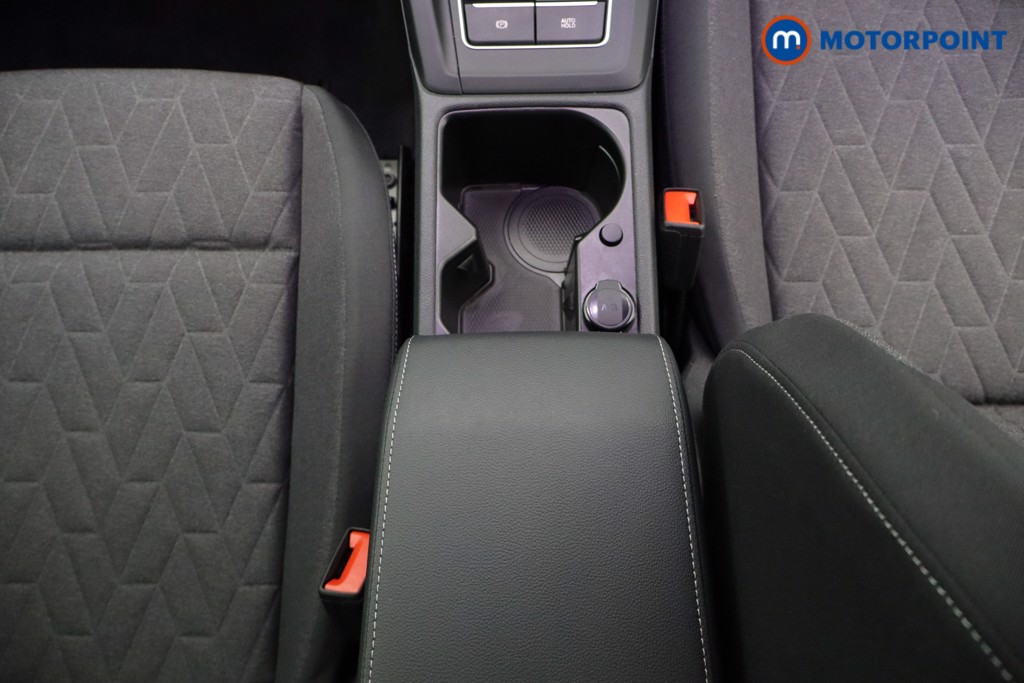 Volkswagen Golf Match Manual Petrol Hatchback - Stock Number (1626159) - 5th supplementary image