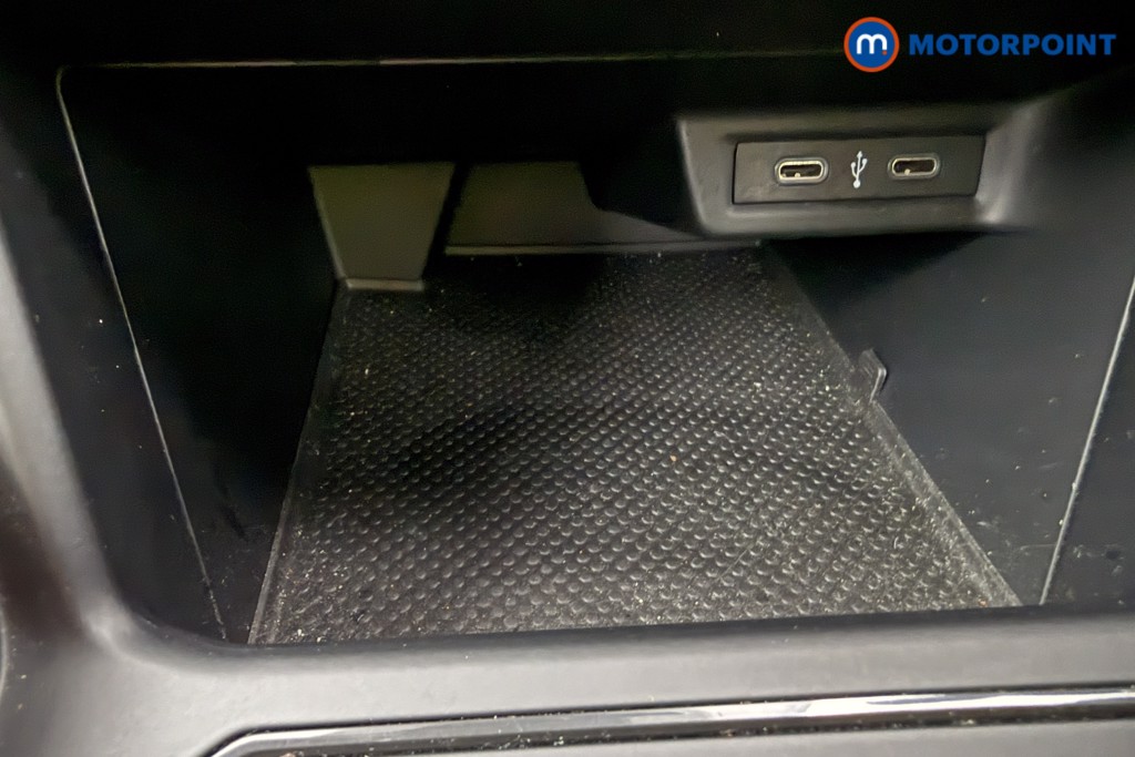 Volkswagen Polo Life Manual Petrol Hatchback - Stock Number (1626419) - 13th supplementary image