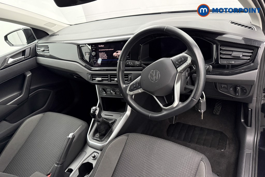Volkswagen Polo Life Manual Petrol Hatchback - Stock Number (1626419) - 1st supplementary image