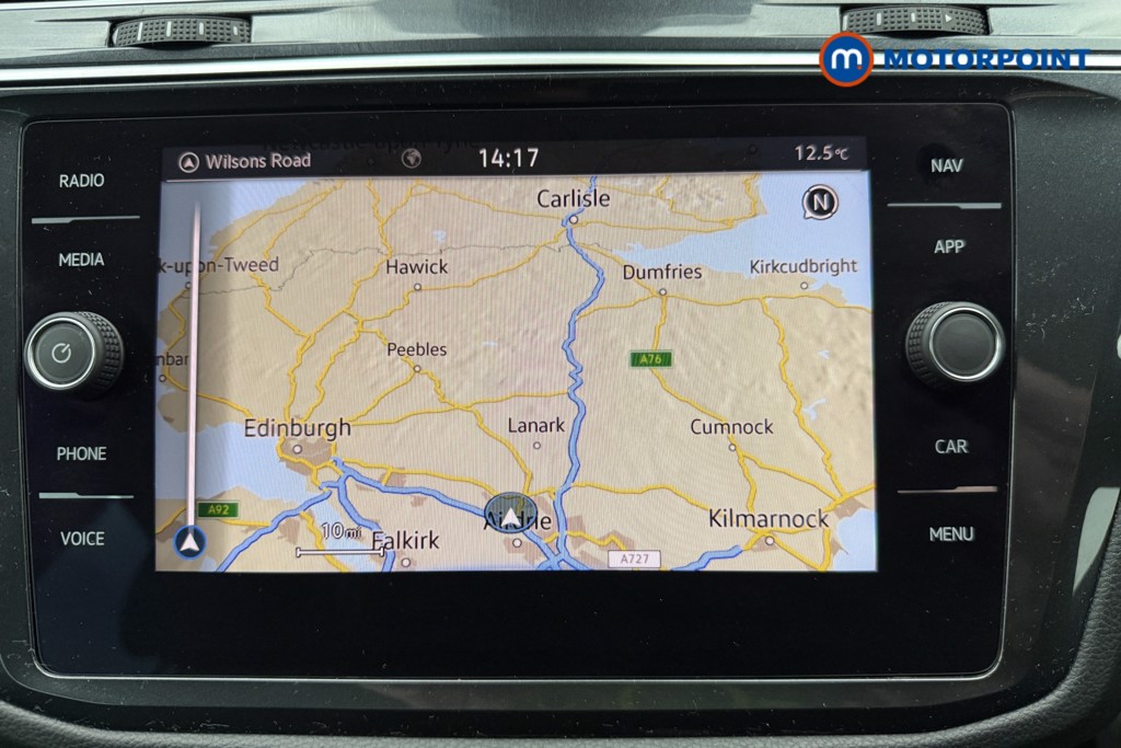 Volkswagen Tiguan Life Manual Petrol SUV - Stock Number (1626579) - 2nd supplementary image