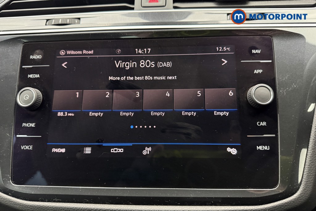 Volkswagen Tiguan Life Manual Petrol SUV - Stock Number (1626579) - 4th supplementary image