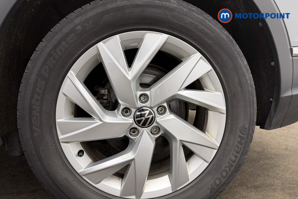 Volkswagen Tiguan Life Manual Petrol SUV - Stock Number (1626579) - 13th supplementary image