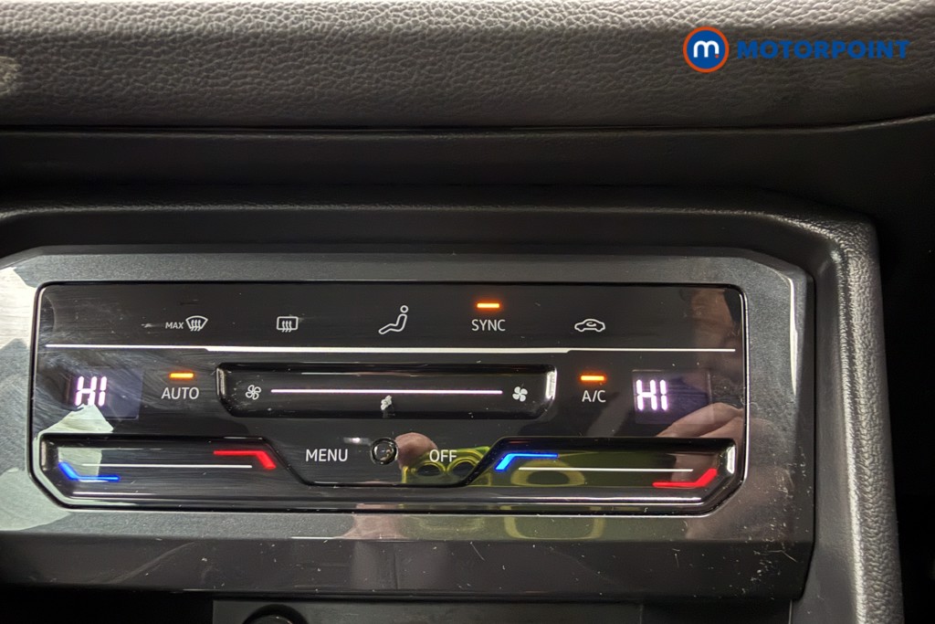 Volkswagen Tiguan Life Manual Petrol SUV - Stock Number (1626579) - 16th supplementary image