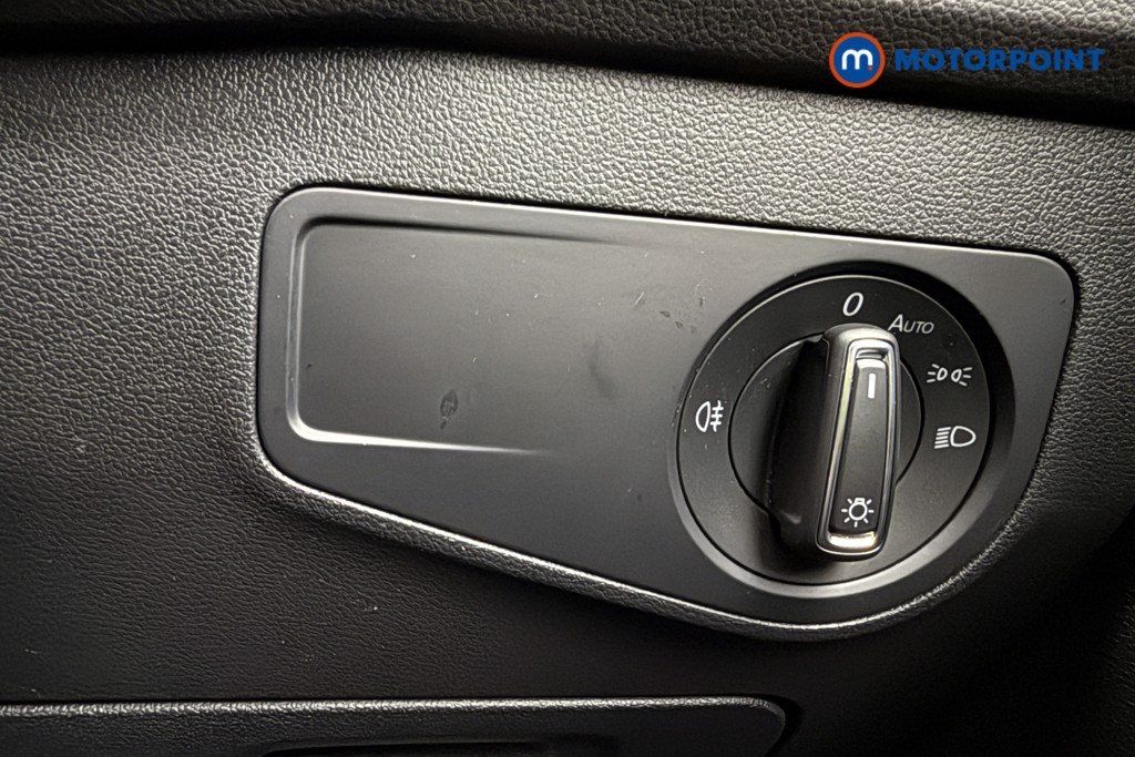 Volkswagen Tiguan Life Manual Petrol SUV - Stock Number (1626579) - 17th supplementary image