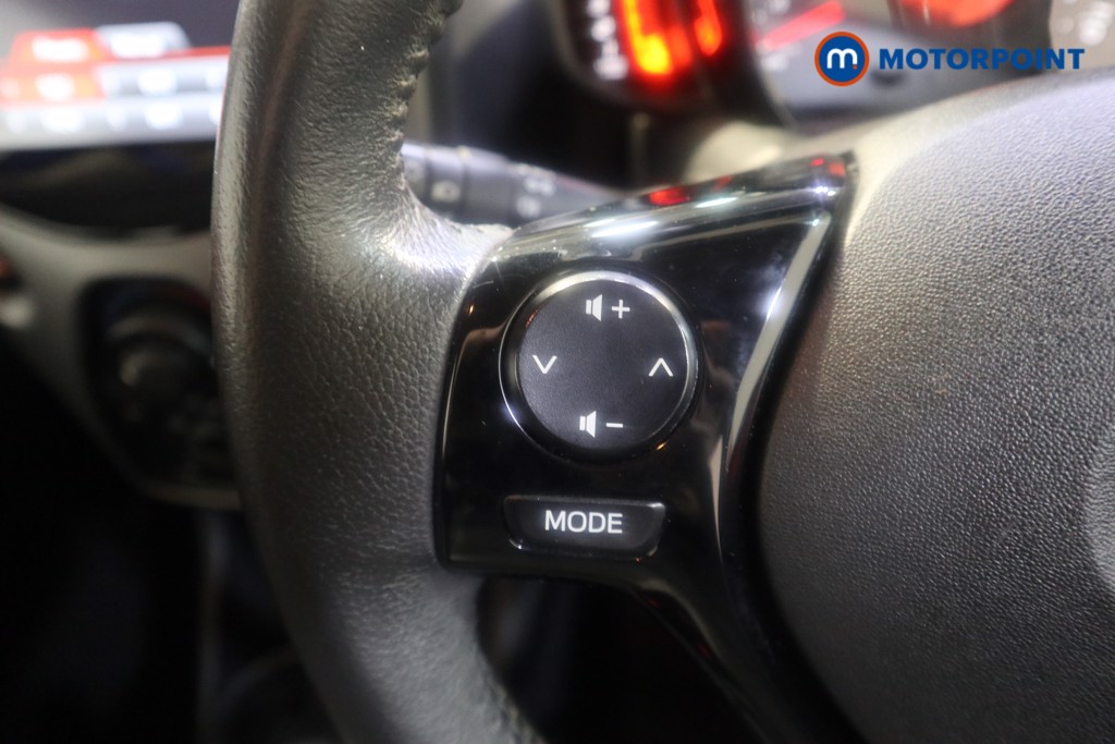 Toyota Aygo X-Play Manual Petrol Hatchback - Stock Number (1626681) - 3rd supplementary image