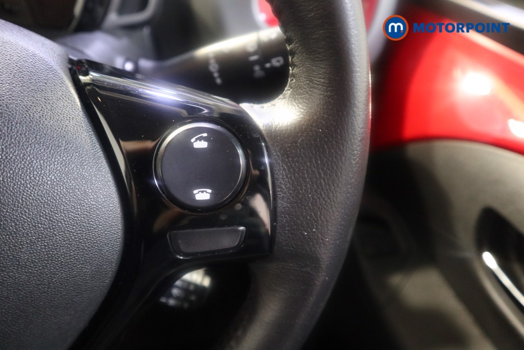 Toyota Aygo X-Play Manual Petrol Hatchback - Stock Number (1626681) - 4th supplementary image