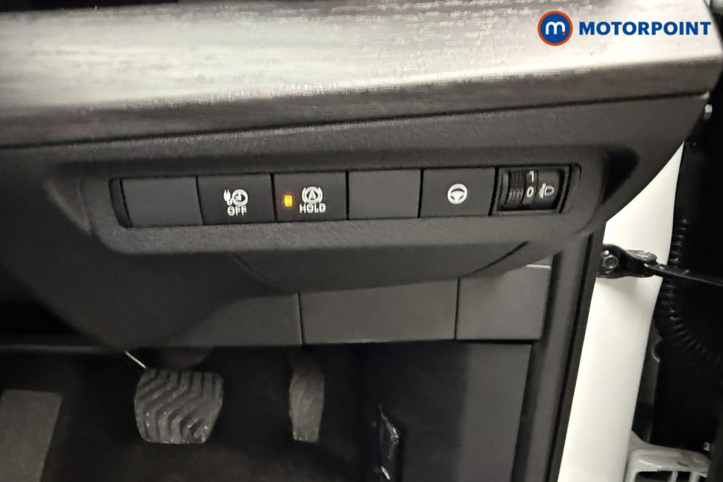 Nissan Ariya Shiro Automatic Electric SUV - Stock Number (1626856) - 4th supplementary image